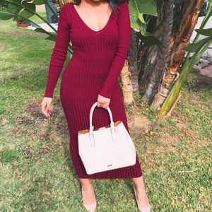 RED RIBBED SWEATER DRESS